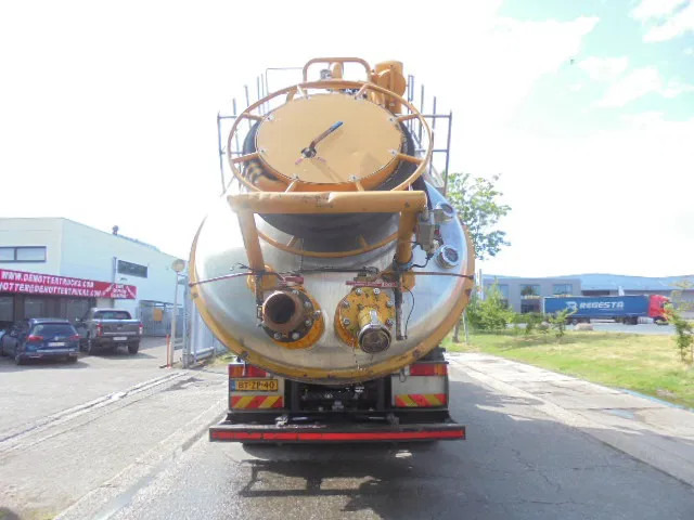 Terberg FM 1450 6X4 - 진공 흡입 트럭 : 사진 5 Terberg FM 1450 6X4 - 진공 흡입 트럭 : 사진 5