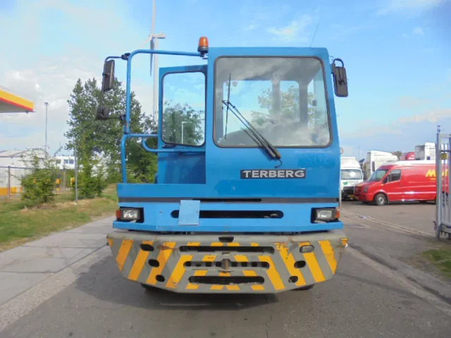 Terberg YT 182 + REGISTRATION - 터미널 트랙터 : 사진 2 Terberg YT 182 + REGISTRATION - 터미널 트랙터 : 사진 2