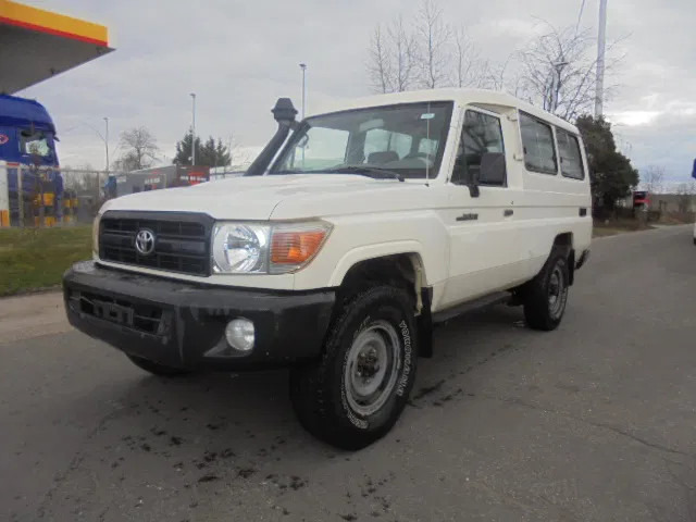 Toyota Land Cruiser HZJ78L 4WD EXPORT OUT EU ONLY - SUV : 사진 1 Toyota Land Cruiser HZJ78L 4WD EXPORT OUT EU ONLY - SUV : 사진 1