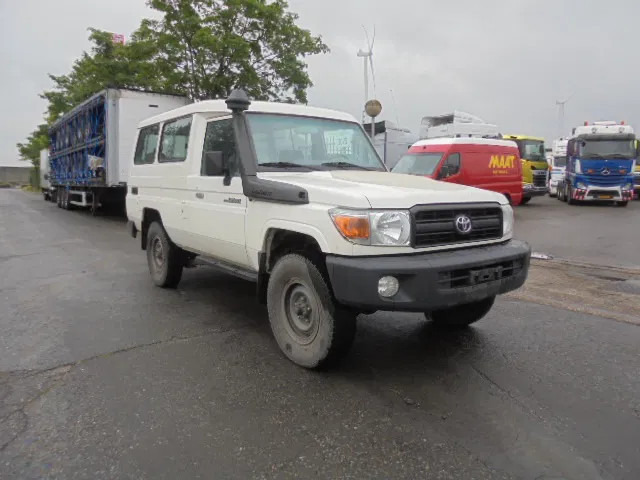 Toyota Land Cruiser HZJ78L 4X4 EXPORT OUTSIDE EU ONLY - 차량 : 사진 3 Toyota Land Cruiser HZJ78L 4X4 EXPORT OUTSIDE EU ONLY - 차량 : 사진 3