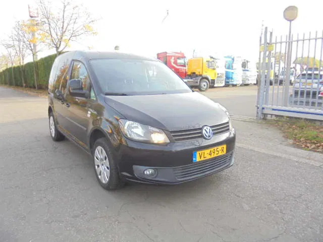 Volkswagen Caddy TD1 BLUEMOTION - 소형 밴 : 사진 3 Volkswagen Caddy TD1 BLUEMOTION - 소형 밴 : 사진 3