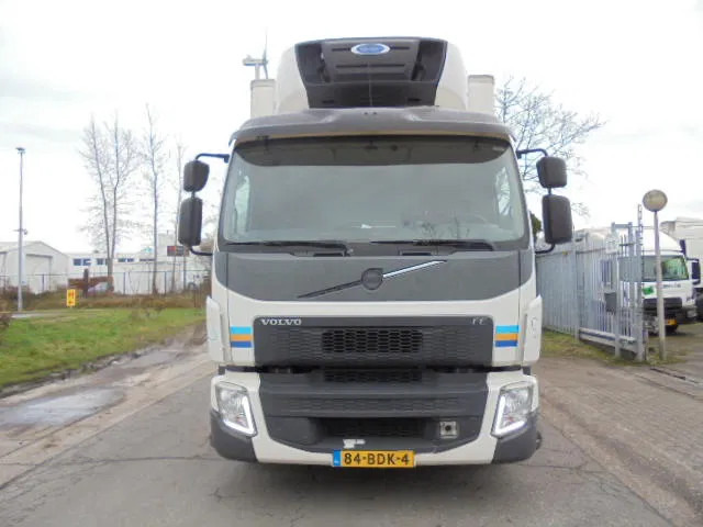 Volvo FE 250 CHEREAU - 등온 트럭 : 사진 2 Volvo FE 250 CHEREAU - 등온 트럭 : 사진 2