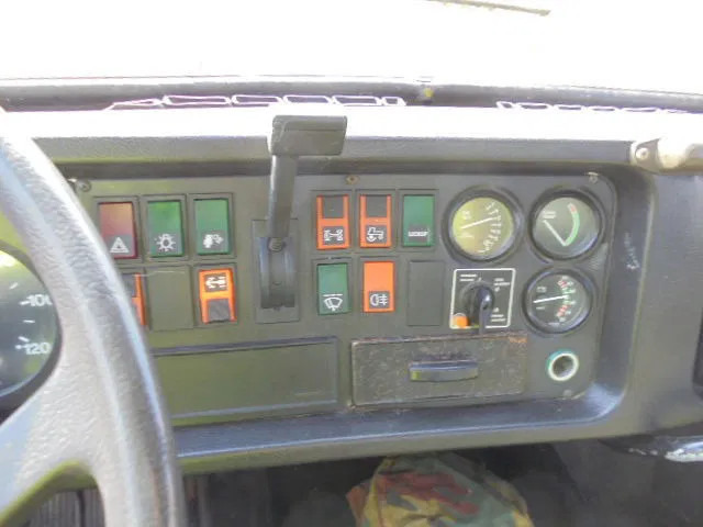 크레인 트럭 Volvo N 10 6X6 L + FASSI : 사진 11 크레인 트럭 Volvo N 10 6X6 L + FASSI : 사진 11