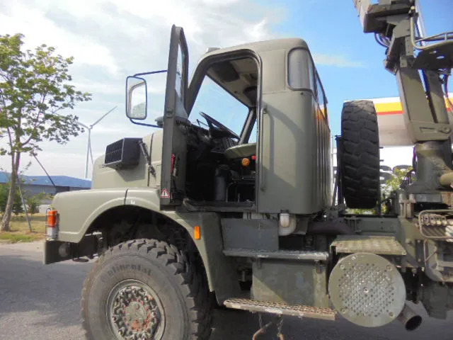 크레인 트럭 Volvo N 10 6X6 L + FASSI : 사진 8 크레인 트럭 Volvo N 10 6X6 L + FASSI : 사진 8