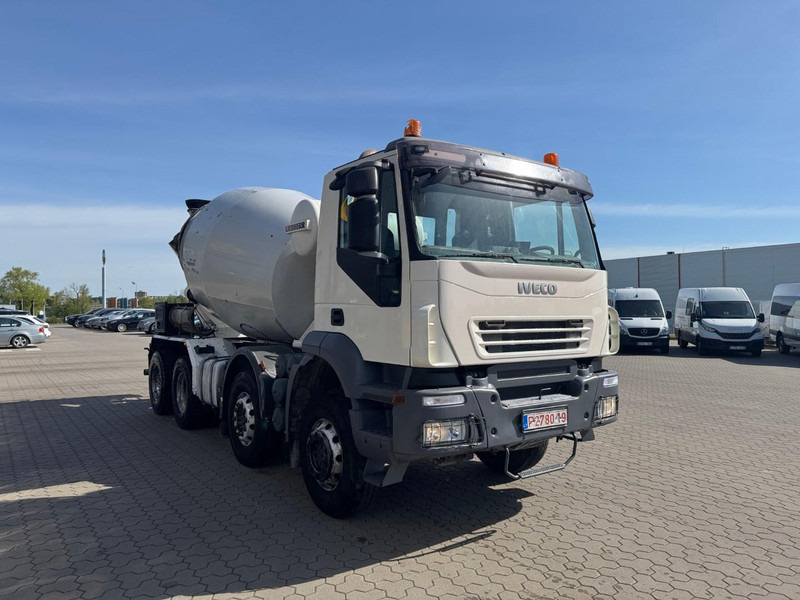 Iveco Trakker 410 - 콘크리트 믹서 트럭 : 사진 2 Iveco Trakker 410 - 콘크리트 믹서 트럭 : 사진 2