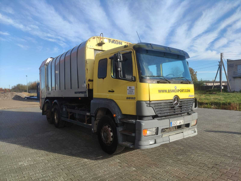Mercedes-Benz 2528 Atego - 쓰레기차 : 사진 2 Mercedes-Benz 2528 Atego - 쓰레기차 : 사진 2