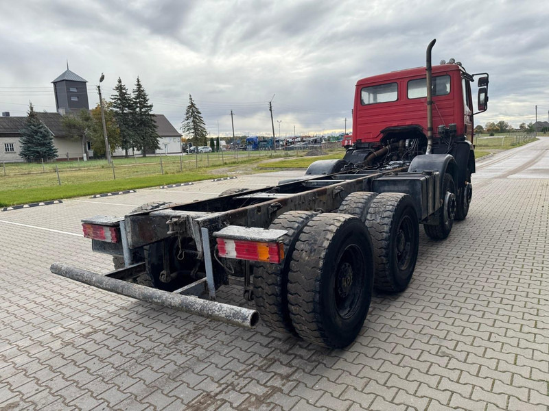 Mercedes-Benz 3234 - 캡 새시 트럭 : 사진 3 Mercedes-Benz 3234 - 캡 새시 트럭 : 사진 3