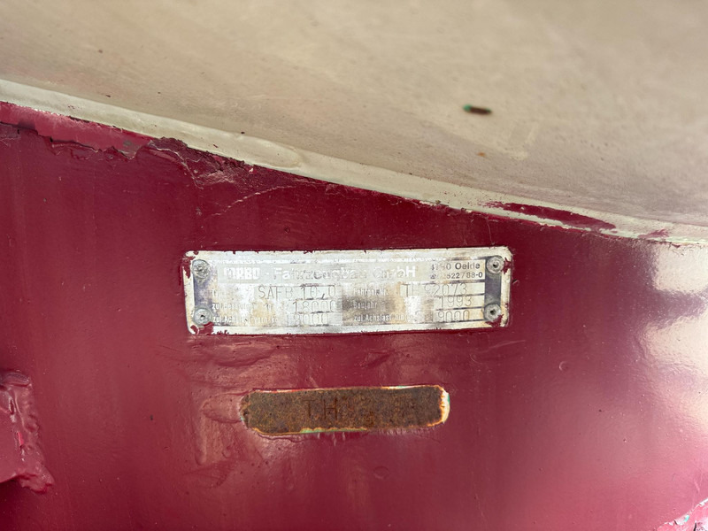 유조 트레일러 Muller MABO SAEB 10 Vacuum tank : 사진 9 유조 트레일러 Muller MABO SAEB 10 Vacuum tank : 사진 9