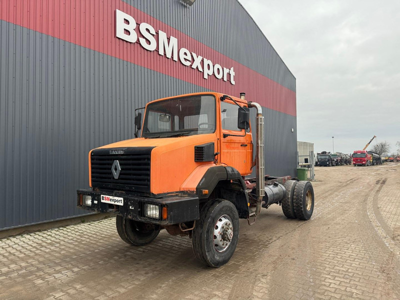 Renault C 260, 4x4 chassis - 캡 새시 트럭 : 사진 1 Renault C 260, 4x4 chassis - 캡 새시 트럭 : 사진 1