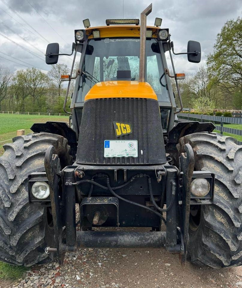 JCB Fastrac 1115 - 장궤형 트랙터 : 사진 3 JCB Fastrac 1115 - 장궤형 트랙터 : 사진 3