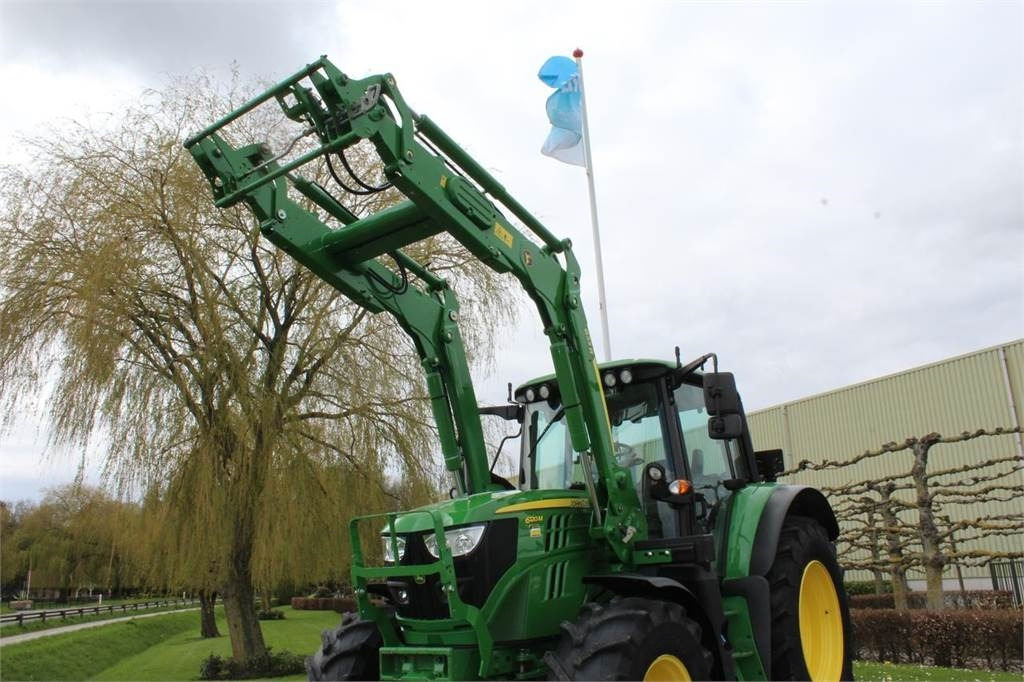 John Deere 6120M with 623R loader - 장궤형 트랙터 : 사진 2 John Deere 6120M with 623R loader - 장궤형 트랙터 : 사진 2