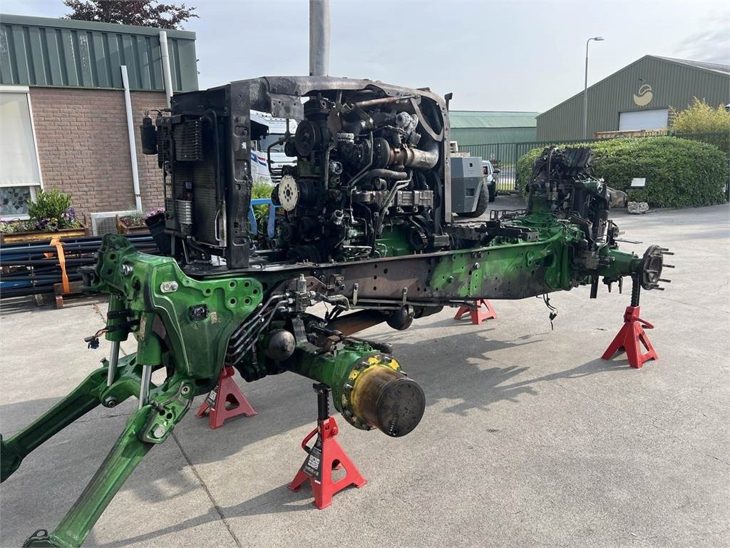 John Deere 6130r - 장궤형 트랙터 : 사진 1 John Deere 6130r - 장궤형 트랙터 : 사진 1