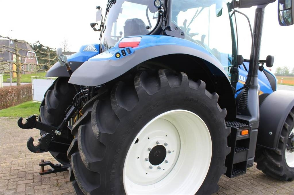 New Holland T6.155 - 장궤형 트랙터 : 사진 5 New Holland T6.155 - 장궤형 트랙터 : 사진 5