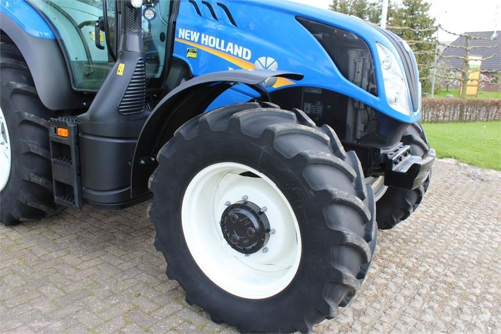 New Holland T6.155 - 장궤형 트랙터 : 사진 4 New Holland T6.155 - 장궤형 트랙터 : 사진 4