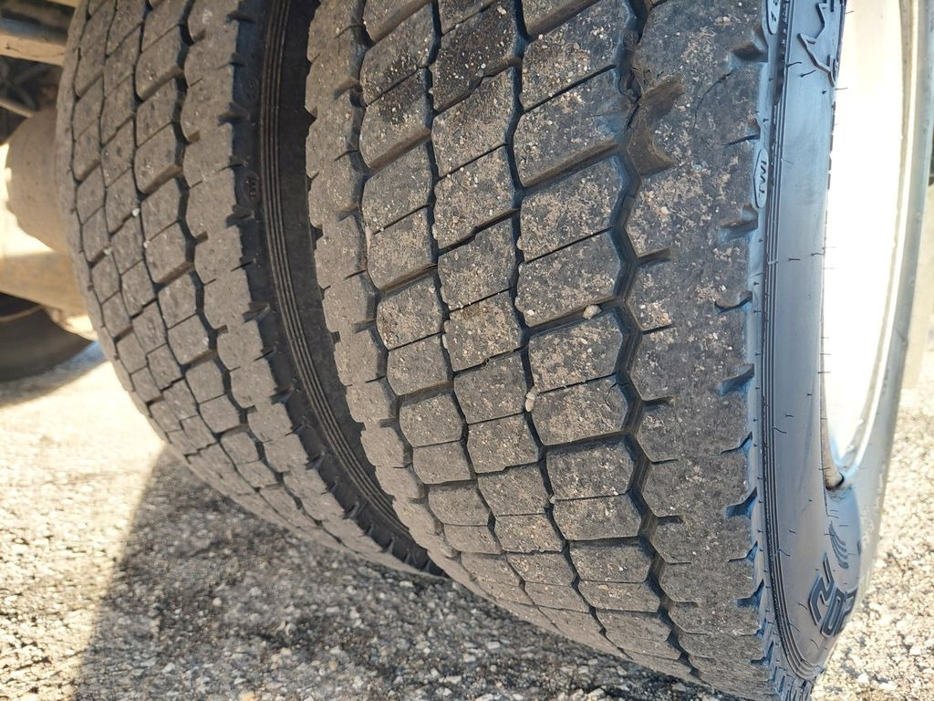 커튼사이더 트럭 DAF FA LF 45.220 E12 4x2 : 사진 12 커튼사이더 트럭 DAF FA LF 45.220 E12 4x2 : 사진 12