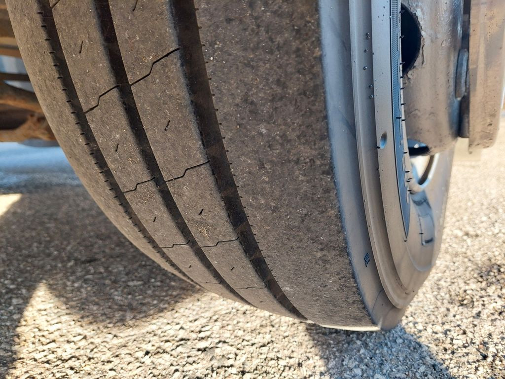 커튼사이더 트럭 DAF FA LF 45.220 E12 4x2 : 사진 10 커튼사이더 트럭 DAF FA LF 45.220 E12 4x2 : 사진 10