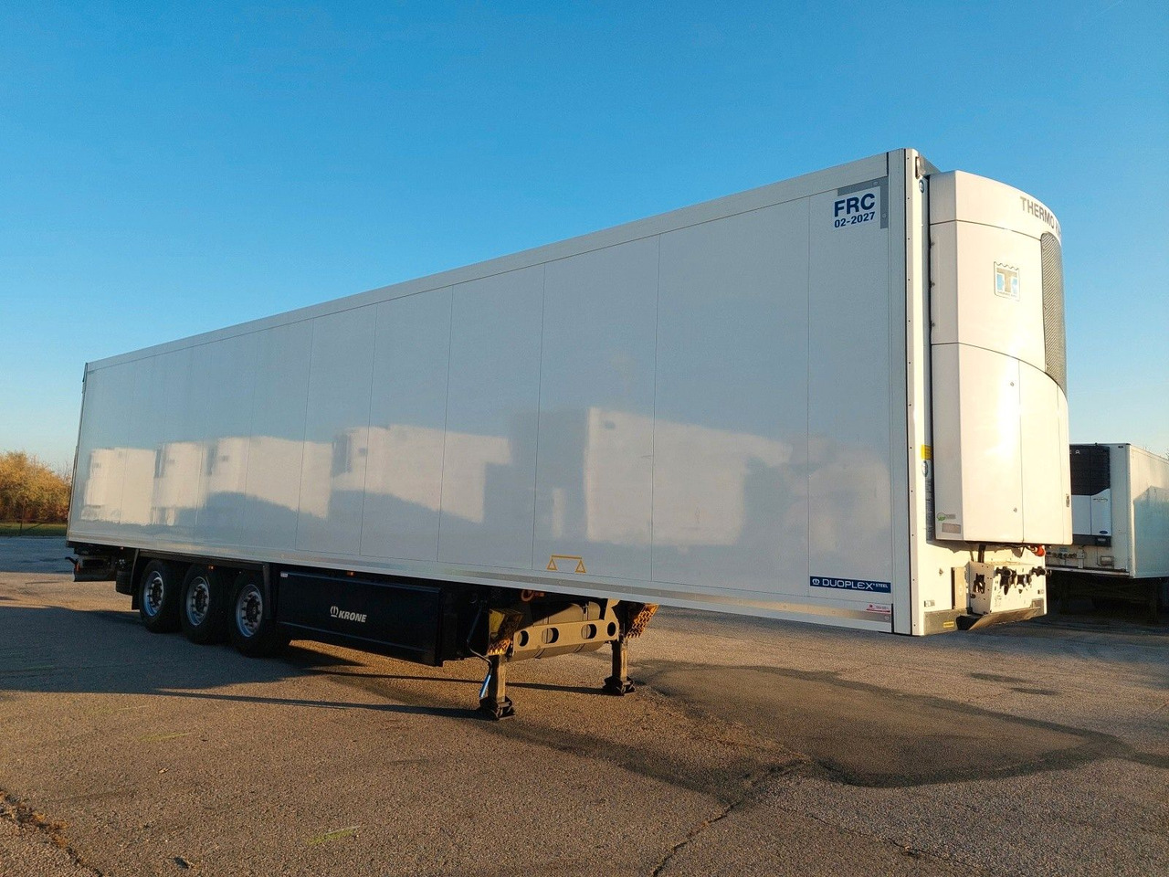 Krone SD Thermo King SLXi 300 - 냉동 세미 트레일러 : 사진 2 Krone SD Thermo King SLXi 300 - 냉동 세미 트레일러 : 사진 2