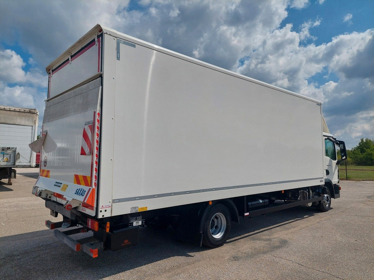 MAN TGL 12.250 BL CH 4x2 LBW 17 Palleten - 박스 트럭 : 사진 4 MAN TGL 12.250 BL CH 4x2 LBW 17 Palleten - 박스 트럭 : 사진 4
