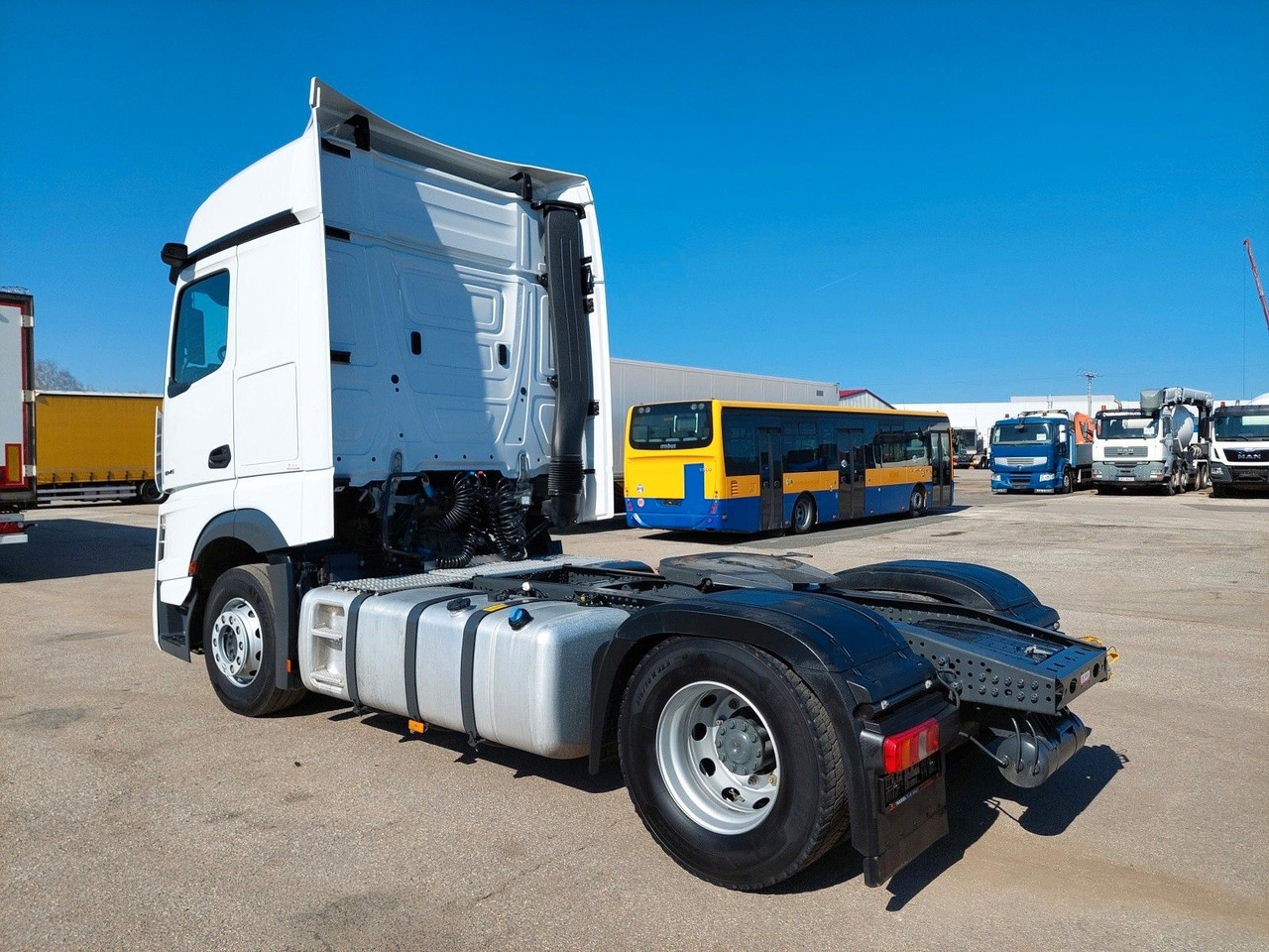 Mercedes-Benz Actros 5 1845 LS BigSpace 4x2 - 트랙터 유닛 : 사진 3 Mercedes-Benz Actros 5 1845 LS BigSpace 4x2 - 트랙터 유닛 : 사진 3