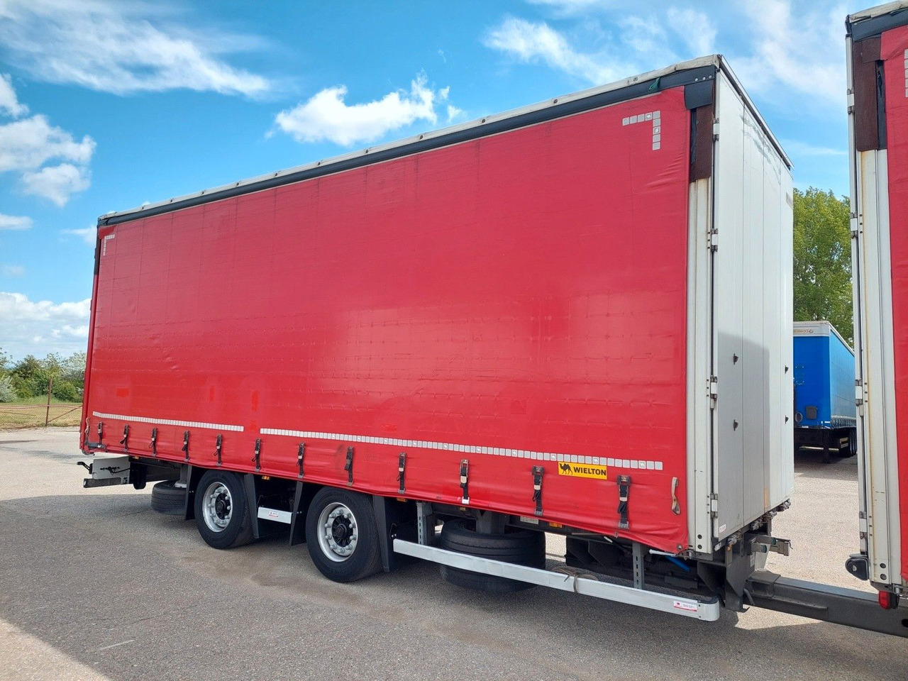Wielton PC2K tandem Durchbar - 커튼사이더 트레일러 : 사진 2 Wielton PC2K tandem Durchbar - 커튼사이더 트레일러 : 사진 2