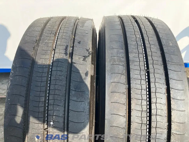 Bridgestone Bridgestone 265/70R17.5 Duravis R-Steer002 138/136 M M+S 3PMSF gebruikte set - 타이어 트럭 용 : 사진 2 Bridgestone Bridgestone 265/70R17.5 Duravis R-Steer002 138/136 M M+S 3PMSF gebruikte set - 타이어 트럭 용 : 사진 2