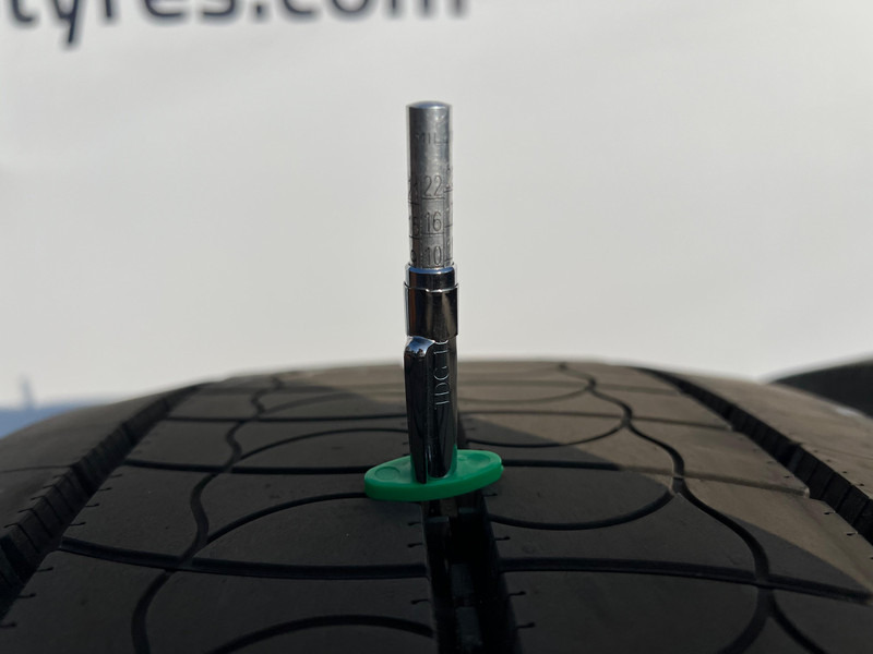 Bridgestone Bridgestone 315/70R22.5 H-STEER002 ECOPIA 156/154 M M+S 3PMSF gebruikte set - 타이어 트럭 용 : 사진 3 Bridgestone Bridgestone 315/70R22.5 H-STEER002 ECOPIA 156/154 M M+S 3PMSF gebruikte set - 타이어 트럭 용 : 사진 3