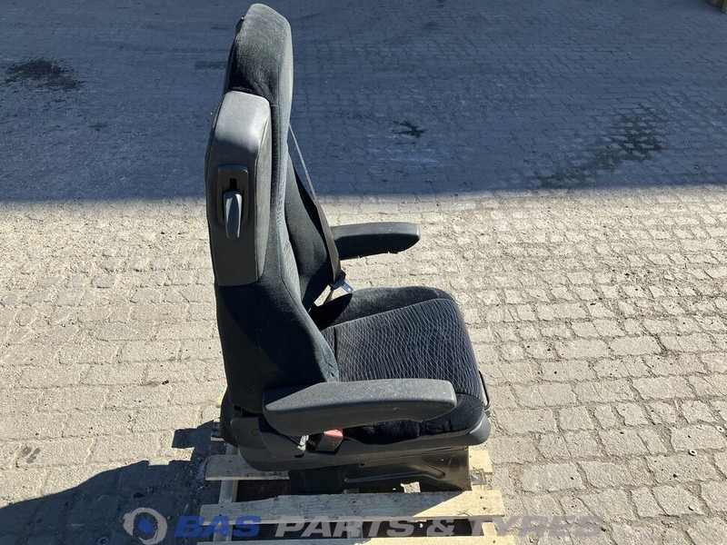 Mercedes-Benz Actros MP4 Bestuurdersstoel Mercedes A 960 910 75 01 - 좌석 트럭 용 : 사진 4 Mercedes-Benz Actros MP4 Bestuurdersstoel Mercedes A 960 910 75 01 - 좌석 트럭 용 : 사진 4
