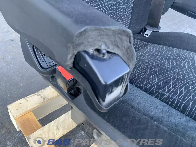 좌석 트럭 용 Mercedes-Benz Actros MP4 Bestuurdersstoel Mercedes A 960 910 75 01 : 사진 7