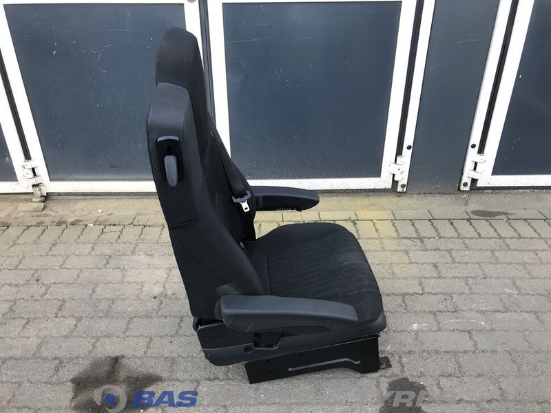 Mercedes-Benz Actros MP4 Chauffeursstoel Mercedes A 960 910 73 04 - 좌석 트럭 용 : 사진 4 Mercedes-Benz Actros MP4 Chauffeursstoel Mercedes A 960 910 73 04 - 좌석 트럭 용 : 사진 4
