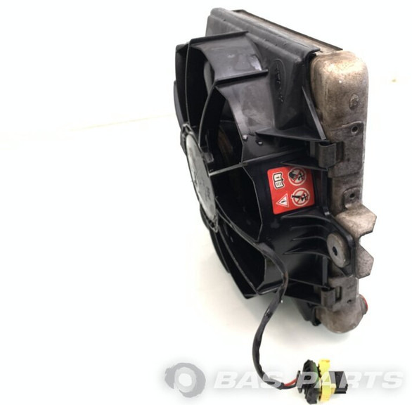 Mercedes-Benz Actros MP4 Oliekoeler Mercedes A 960 500 00 93 - 오일 쿨러 트럭 용 : 사진 3 Mercedes-Benz Actros MP4 Oliekoeler Mercedes A 960 500 00 93 - 오일 쿨러 트럭 용 : 사진 3