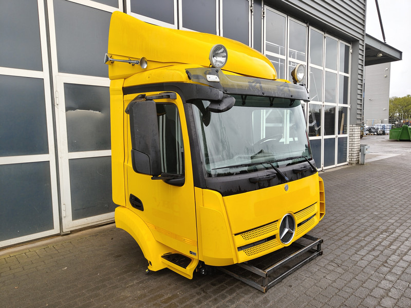 Mercedes-Benz Antos MP4 Mercedes ClassicSpace S-cab L1H1 A 000 600 01 01 - 운전실 및 내부 트럭 용 : 사진 2 Mercedes-Benz Antos MP4 Mercedes ClassicSpace S-cab L1H1 A 000 600 01 01 - 운전실 및 내부 트럭 용 : 사진 2