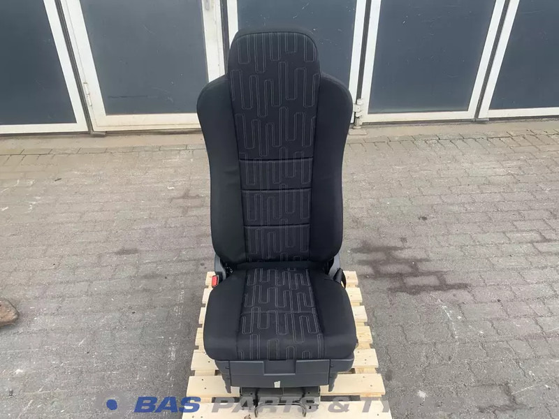 Mercedes-Benz Atego MP4 Bestuurdersstoel Mercedes A 967 910 13 01 - 좌석 트럭 용 : 사진 1 Mercedes-Benz Atego MP4 Bestuurdersstoel Mercedes A 967 910 13 01 - 좌석 트럭 용 : 사진 1