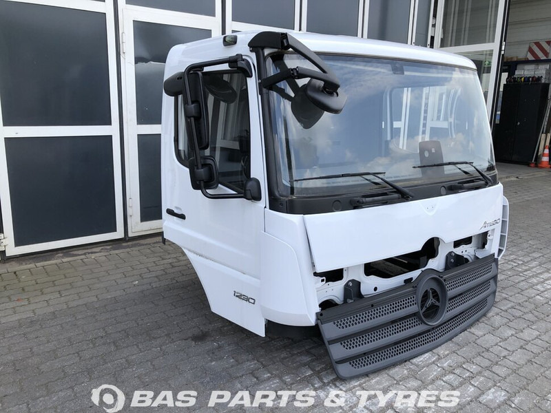 Mercedes-Benz Atego MP4 Mercedes ClassicSpace S-cab L1H1 A 973 600 00 20 - 운전실 및 내부 트럭 용 : 사진 2 Mercedes-Benz Atego MP4 Mercedes ClassicSpace S-cab L1H1 A 973 600 00 20 - 운전실 및 내부 트럭 용 : 사진 2