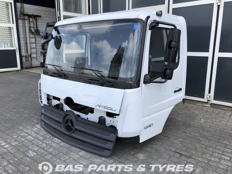 Mercedes-Benz Atego MP4 Mercedes ClassicSpace S-cab L1H1 A 973 600 00 20 - 운전실 및 내부 트럭 용 : 사진 1 Mercedes-Benz Atego MP4 Mercedes ClassicSpace S-cab L1H1 A 973 600 00 20 - 운전실 및 내부 트럭 용 : 사진 1