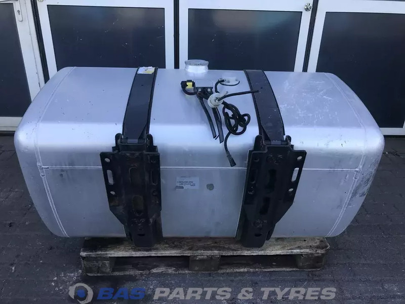 Mercedes-Benz - 연료 탱크 트럭 용 : 사진 3 Mercedes-Benz - 연료 탱크 트럭 용 : 사진 3