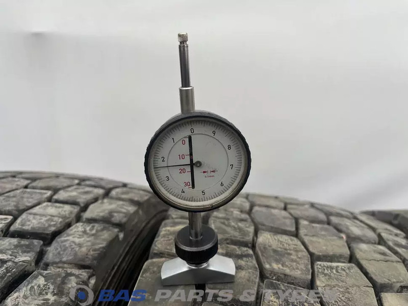 Michelin Michelin 275/70R22.5 X Multi D 148/145 M+S 3PMSF gebruikte set - 타이어 트럭 용 : 사진 3 Michelin Michelin 275/70R22.5 X Multi D 148/145 M+S 3PMSF gebruikte set - 타이어 트럭 용 : 사진 3