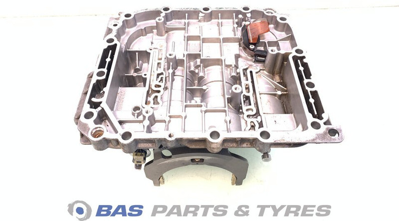 Renault Versnellingsbakdeksel Renault 7421244590 - 기어박스 트럭 용 : 사진 1 Renault Versnellingsbakdeksel Renault 7421244590 - 기어박스 트럭 용 : 사진 1