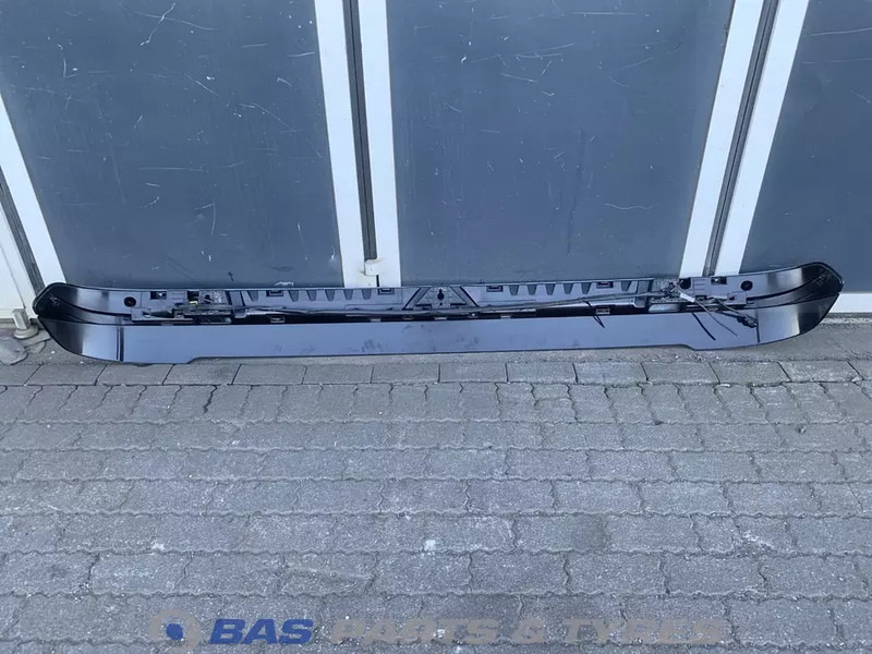 Scania G-Serie Zonneklep Scania CG-20 Normal L3H2 2341420 - 선 바이저 트럭 용 : 사진 4 Scania G-Serie Zonneklep Scania CG-20 Normal L3H2 2341420 - 선 바이저 트럭 용 : 사진 4