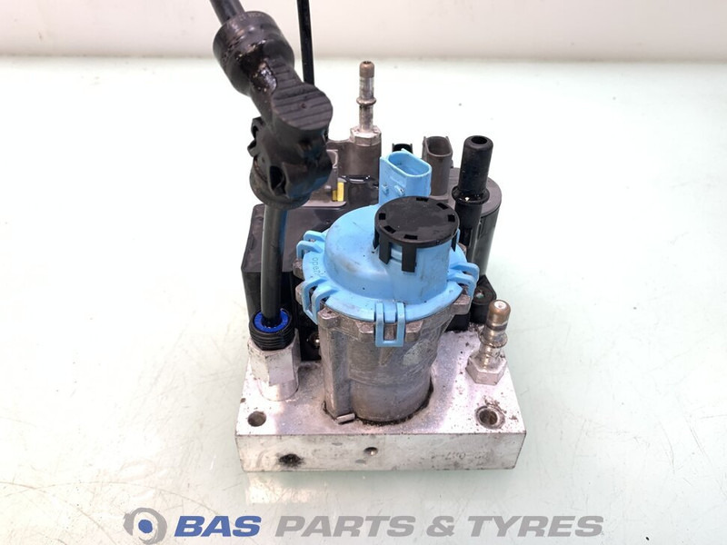 Volvo AdBlue pomp Volvo 21679299 - 예비 부속 트럭 용 : 사진 2 Volvo AdBlue pomp Volvo 21679299 - 예비 부속 트럭 용 : 사진 2