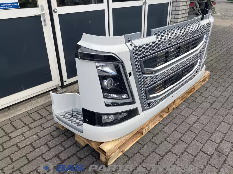 Volvo FH4 - 범퍼 트럭 용 : 사진 3 Volvo FH4 - 범퍼 트럭 용 : 사진 3