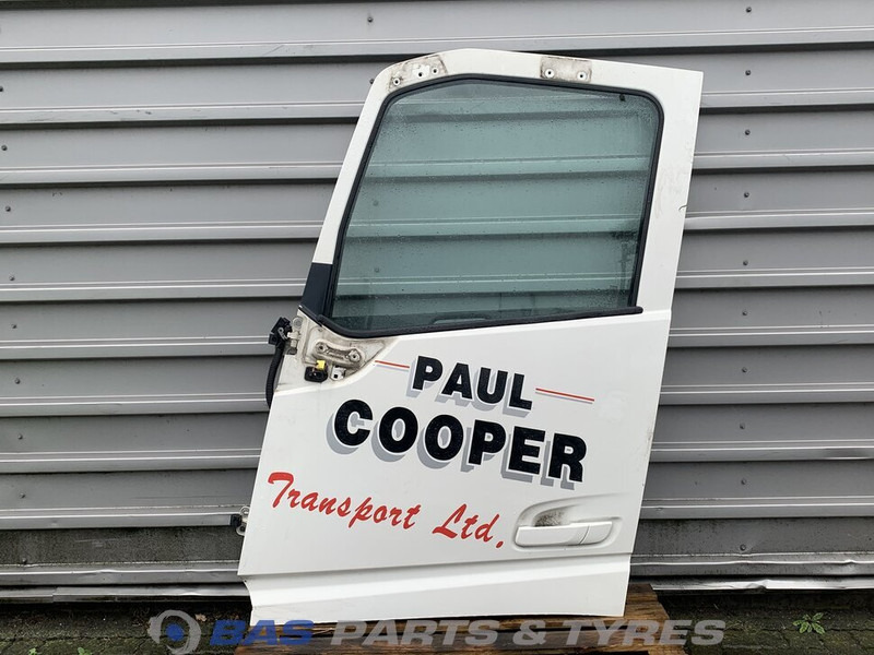 Volvo FH4 - 도어 및 부품 트럭 용 : 사진 1 Volvo FH4 - 도어 및 부품 트럭 용 : 사진 1