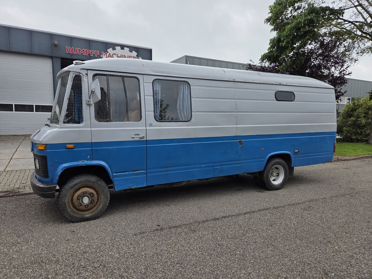 Mercedes-Benz L 608 D kampeerauto - 통합 모터홈 : 사진 2 Mercedes-Benz L 608 D kampeerauto - 통합 모터홈 : 사진 2