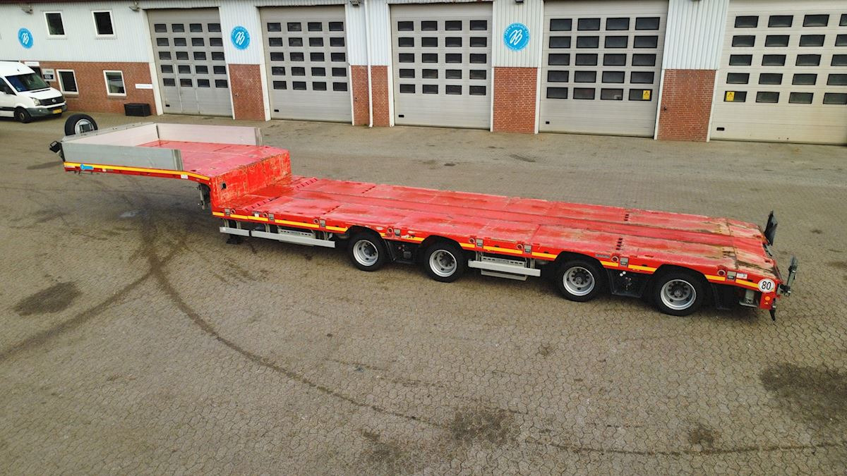 Goldhofer STN-L 4 Stepstar - 드롭사이드/ 플랫베드 세미 트레일러 : 사진 2 Goldhofer STN-L 4 Stepstar - 드롭사이드/ 플랫베드 세미 트레일러 : 사진 2