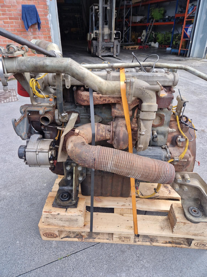 MOTOR LIEBHERR D924TIE 145 KW - 엔진 건설기계 용 : 사진 3 MOTOR LIEBHERR D924TIE 145 KW - 엔진 건설기계 용 : 사진 3