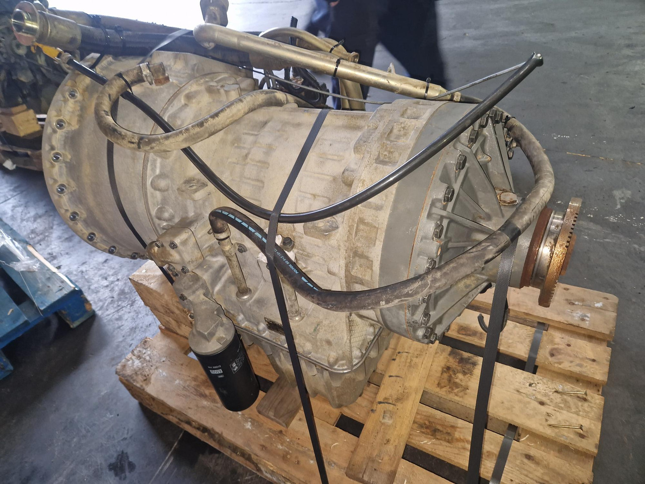 VOLVO PT1560 (VOLVO A25D) - 변속기 관절 덤프 용 : 사진 2 VOLVO PT1560 (VOLVO A25D) - 변속기 관절 덤프 용 : 사진 2
