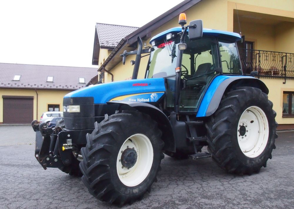 Ciągnik New Holland TM 140 2004 Przedni TUZ - 장궤형 트랙터 : 사진 3 Ciągnik New Holland TM 140 2004 Przedni TUZ - 장궤형 트랙터 : 사진 3