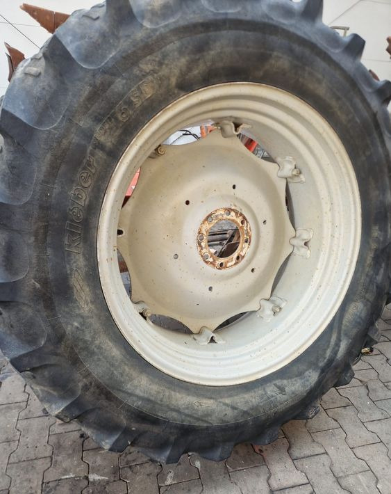 Części do Ciągnika Massey Ferguson MF 3000, 6000 Koła tylne 18,4R38 do ciągnika MF - 휠 및 타이어 패키지 농업용 기계 용 : 사진 5 Części do Ciągnika Massey Ferguson MF 3000, 6000 Koła tylne 18,4R38 do ciągnika MF - 휠 및 타이어 패키지 농업용 기계 용 : 사진 5