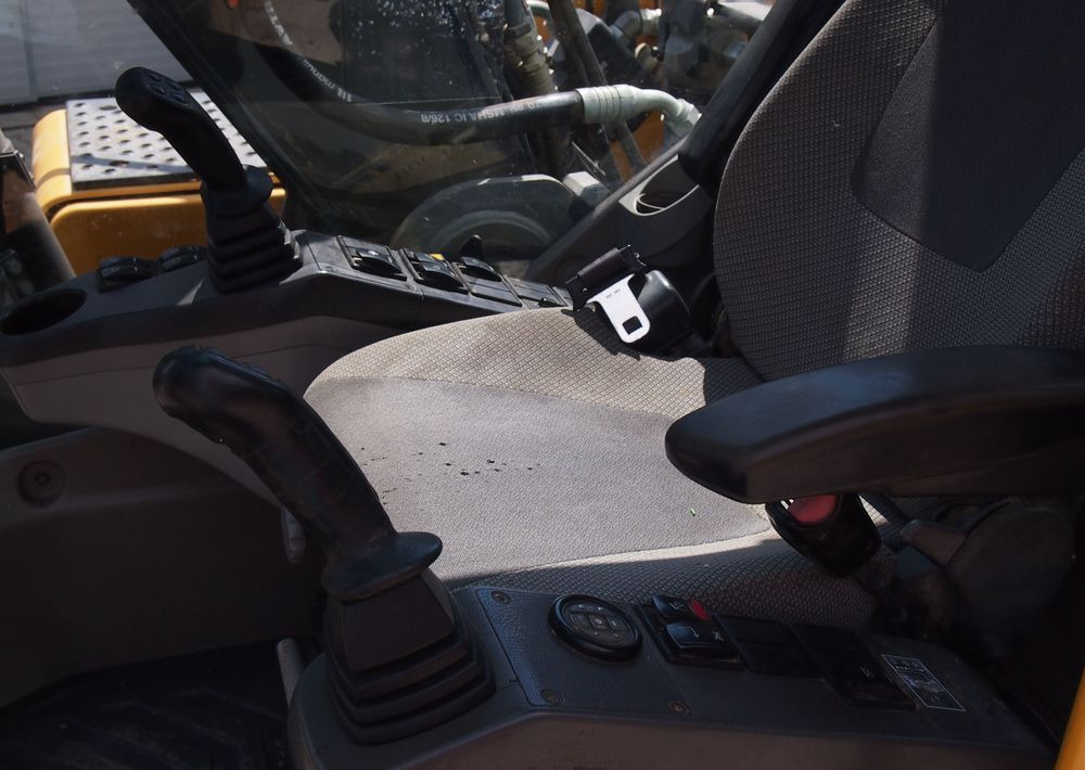 Koparka gąsienicowa Volvo EC180CL 2008 KOPARKA VOLVO - 크롤러 굴삭기 : 사진 4 Koparka gąsienicowa Volvo EC180CL 2008 KOPARKA VOLVO - 크롤러 굴삭기 : 사진 4