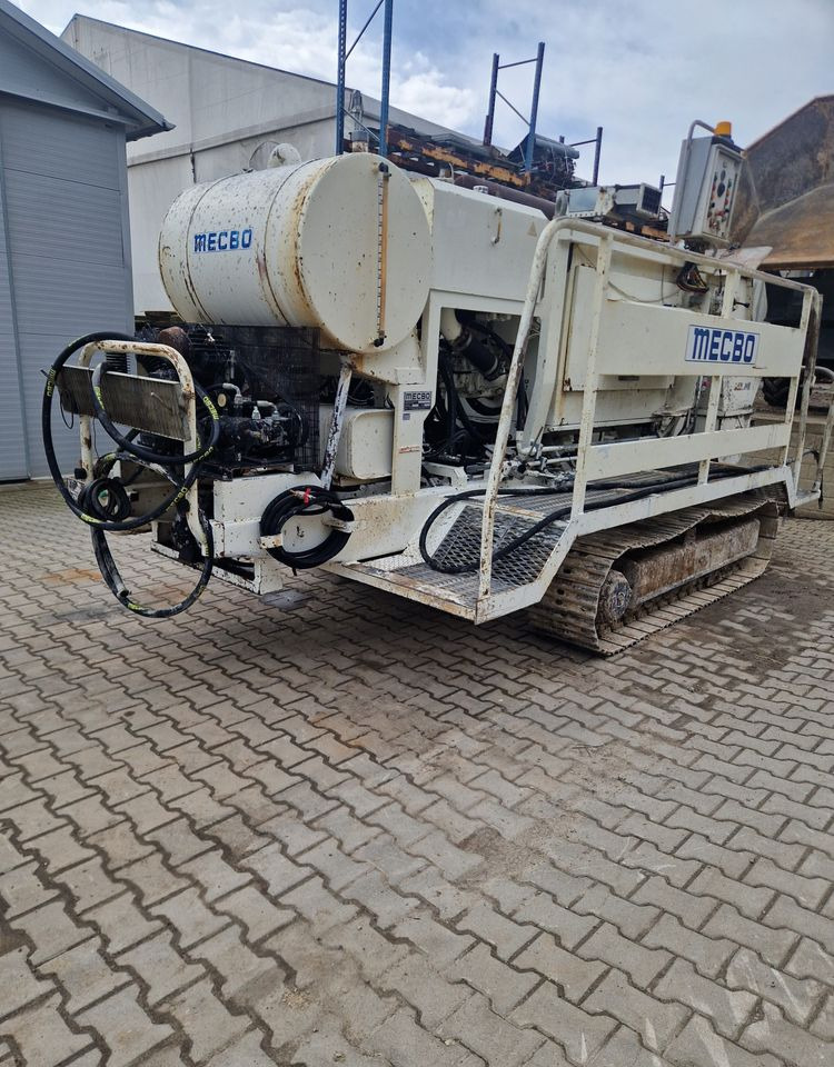 Pompa do betonu Mecbo CAR TCACK P6.80 APV/DI 90bar 2007 Pompa do betonu MECBO P6.80 na gąsienicach - 고정식 콘크리트 펌프 : 사진 3 Pompa do betonu Mecbo CAR TCACK P6.80 APV/DI 90bar 2007 Pompa do betonu MECBO P6.80 na gąsienicach - 고정식 콘크리트 펌프 : 사진 3