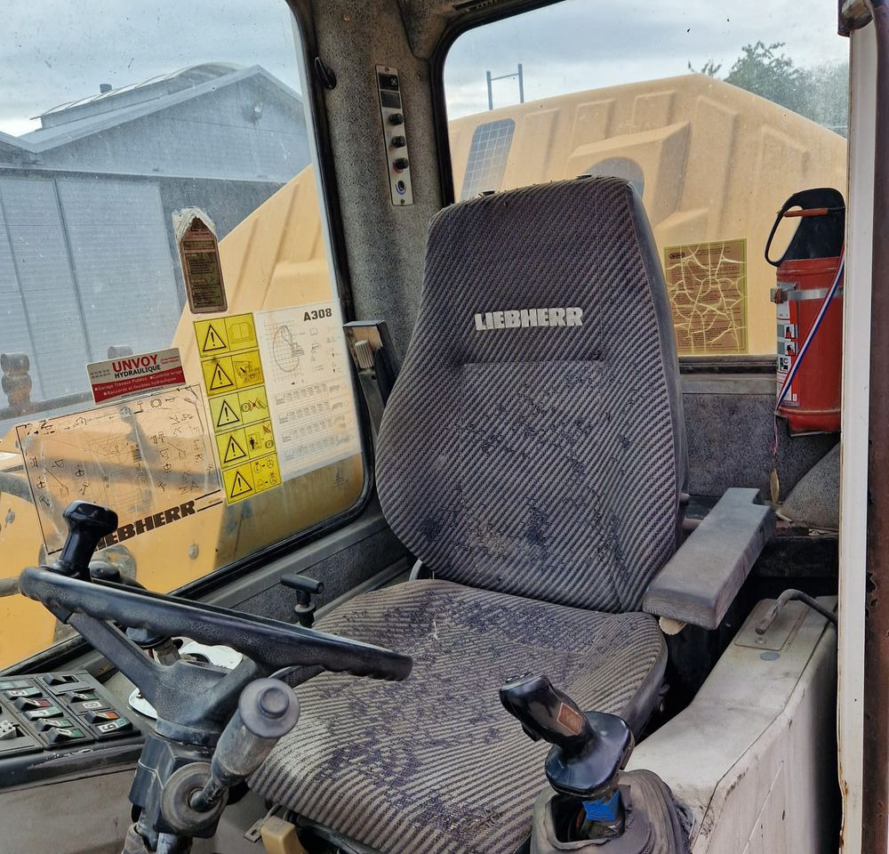 Pozostałe części Liebherr Liebherr A308 1999 Koparka kołowa Liebherr 308 - 굴착기 : 사진 2 Pozostałe części Liebherr Liebherr A308 1999 Koparka kołowa Liebherr 308 - 굴착기 : 사진 2